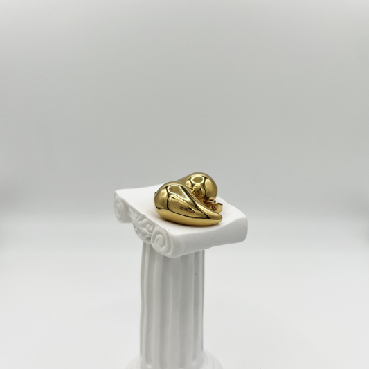 Aretes Bruma Dorada | Joyería elegante bañada en oro 18K