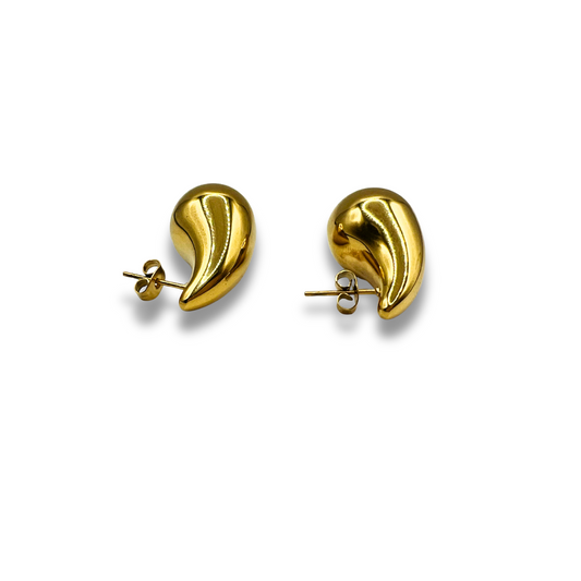 Aretes Bruma Dorada | Joyería elegante bañada en oro 18K