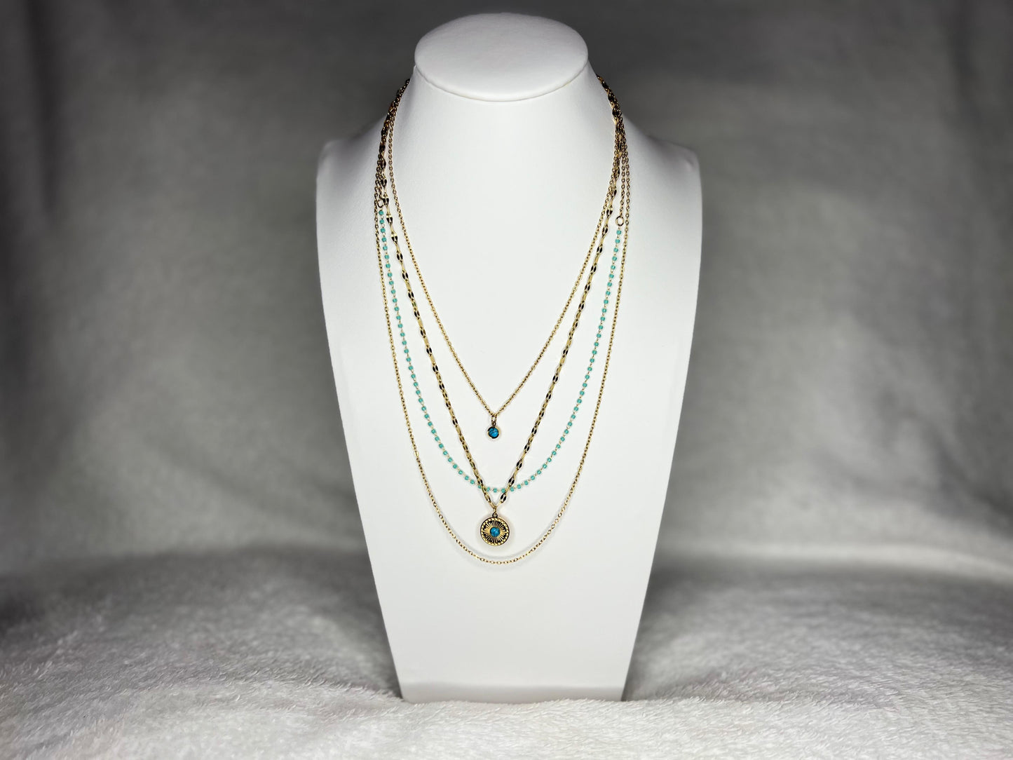 Collar Helena | Joyería bañada en oro 18K en capas con detalles turquesa