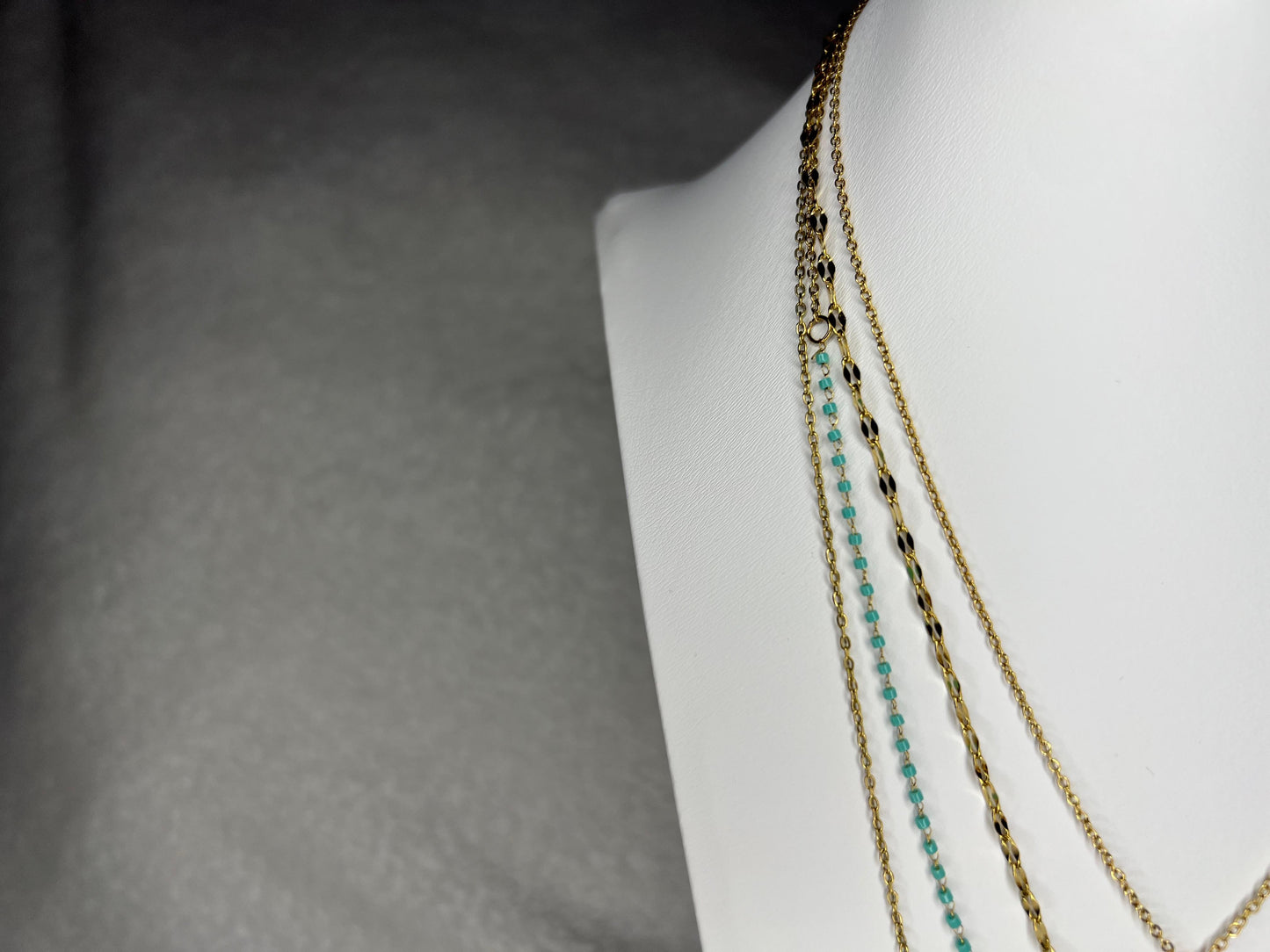 Collar Helena | Joyería bañada en oro 18K en capas con detalles turquesa