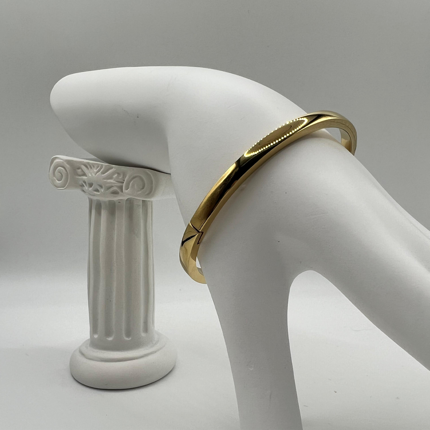 Pulsera Amara | Joyería minimalista bañada en oro 18K