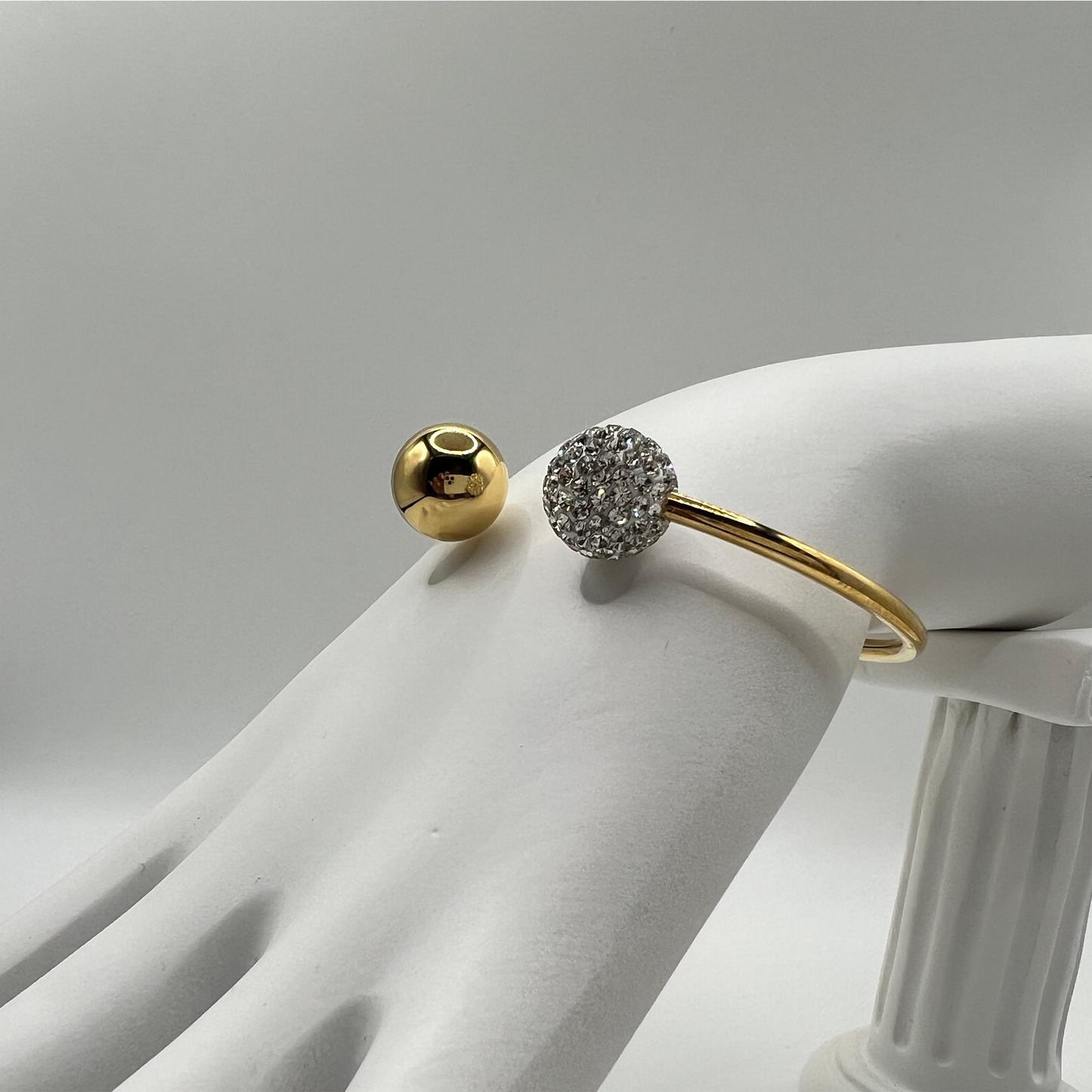 Pulsera Esplendor | Joyería moderna bañada en oro 18K con detalle brillante